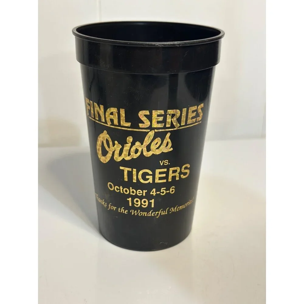 VTG Baltimore Memorial Stadium Souvenir Cup Plastic Orioles & Colts Collector 80